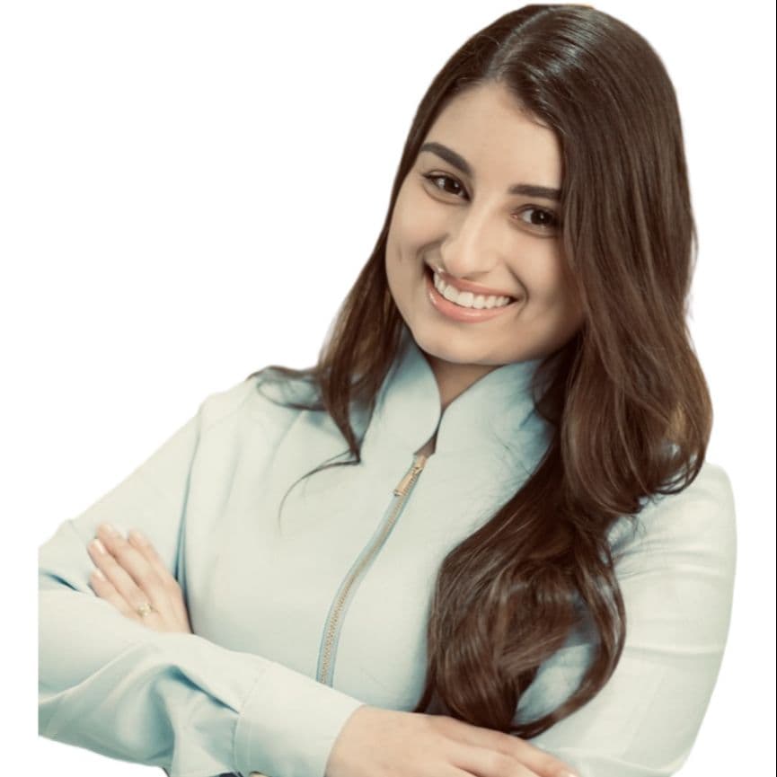 Dr(a). Dra. Adrielle Zanelato Tencati Monteiro - Especialista em Lentes de Contato Dental em São José dos Pinhais