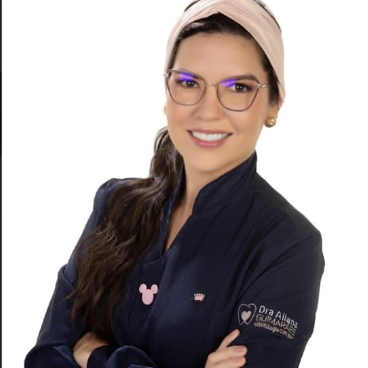 Dr(a). Dra. Allana Guimarães - Especialista em Lentes de Contato Dental em Rio de Janeiro