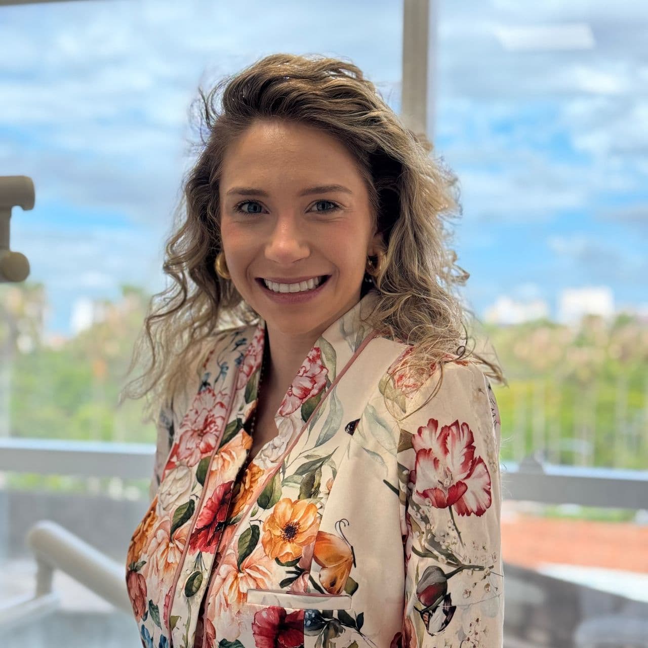 Dr(a). Dra. Arielle Salvi - Especialista em Lentes de Contato Dental em Porto Alegre