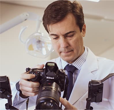 Dr(a). Dr. Gustavo Bastos - Especialista em Lentes de Contato Dental em Rio de Janeiro