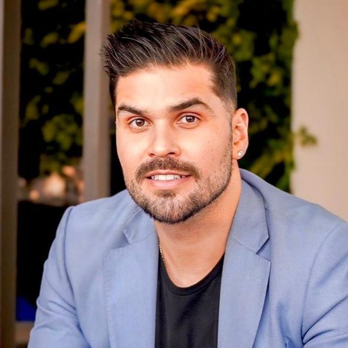Dr(a). Dr. Lucas Siqueira - Especialista em Lentes de Contato Dental em Belo Horizonte