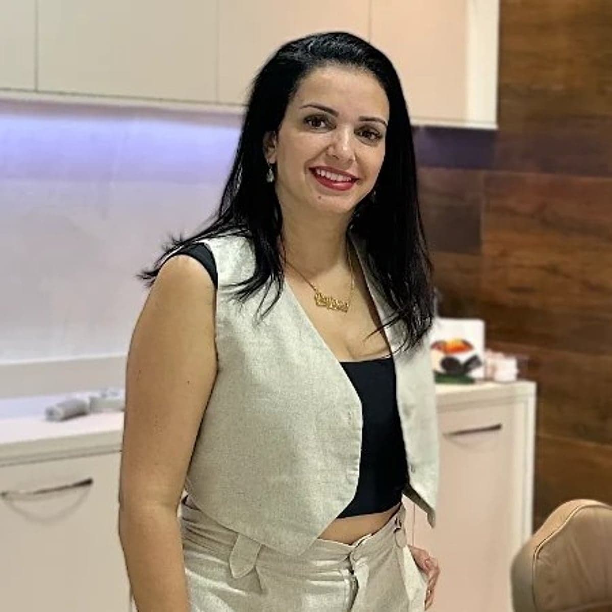 Dr(a). Dra. Patricia Nogueira - Especialista em Lentes de Contato Dental em Porto Velho