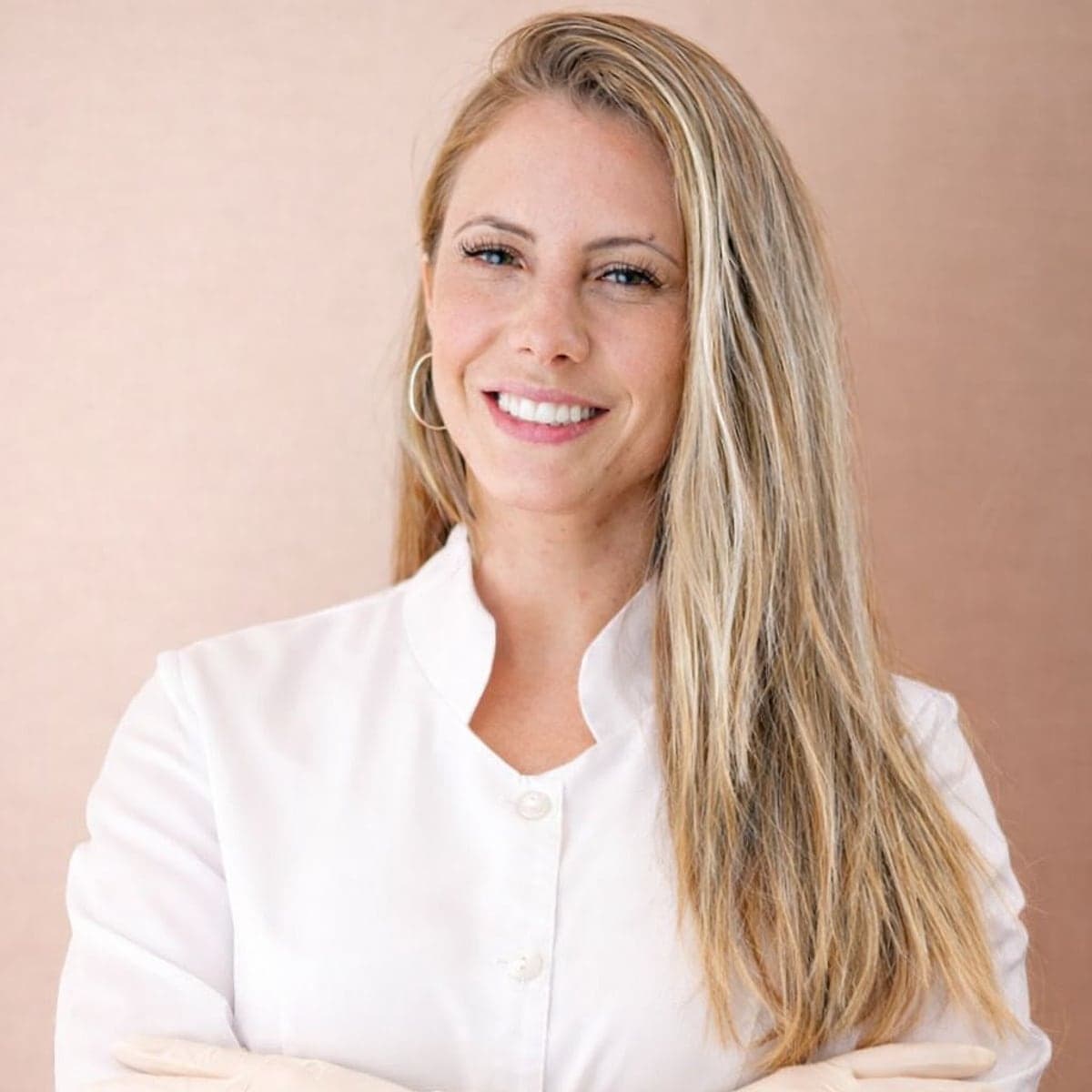 Dr(a). Dra. Priscila Lorenson da Costa - Especialista em Lentes de Contato Dental em Osasco