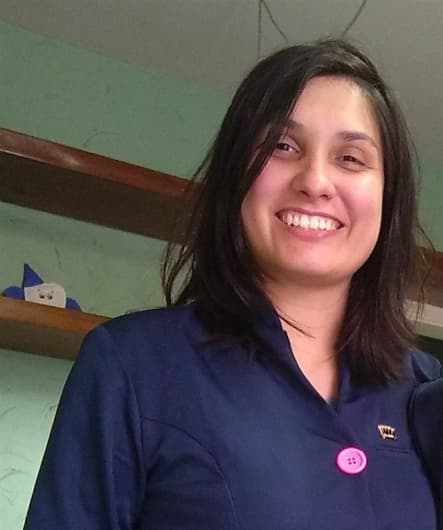 Clínica de Dra. Rachel Cavalcanti — especialista em facetas de porcelana e lentes de contato dental em Niterói, RJ