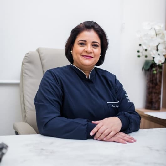 Dr(a). Dra. Samya Cabral - Especialista em Lentes de Contato Dental em Porto Velho