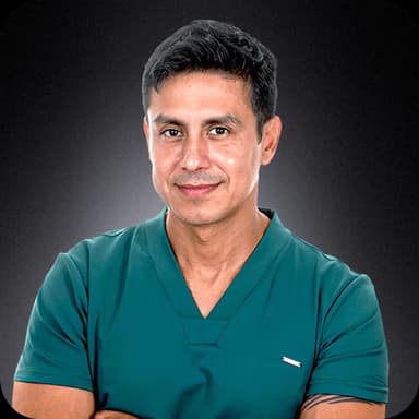 Dr. Victor Clavijo — especialista em lente de contato dental