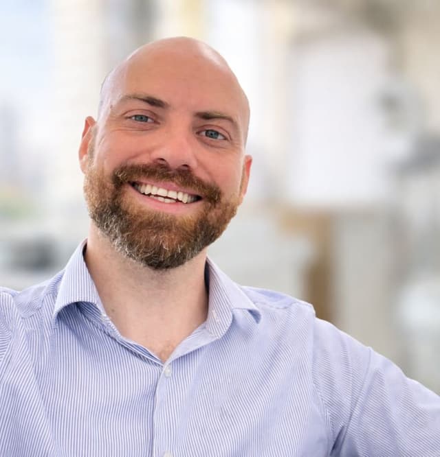 Clínica de Dr. André Rodrigues — especialista em facetas de porcelana e lentes de contato dental em Goiânia, GO