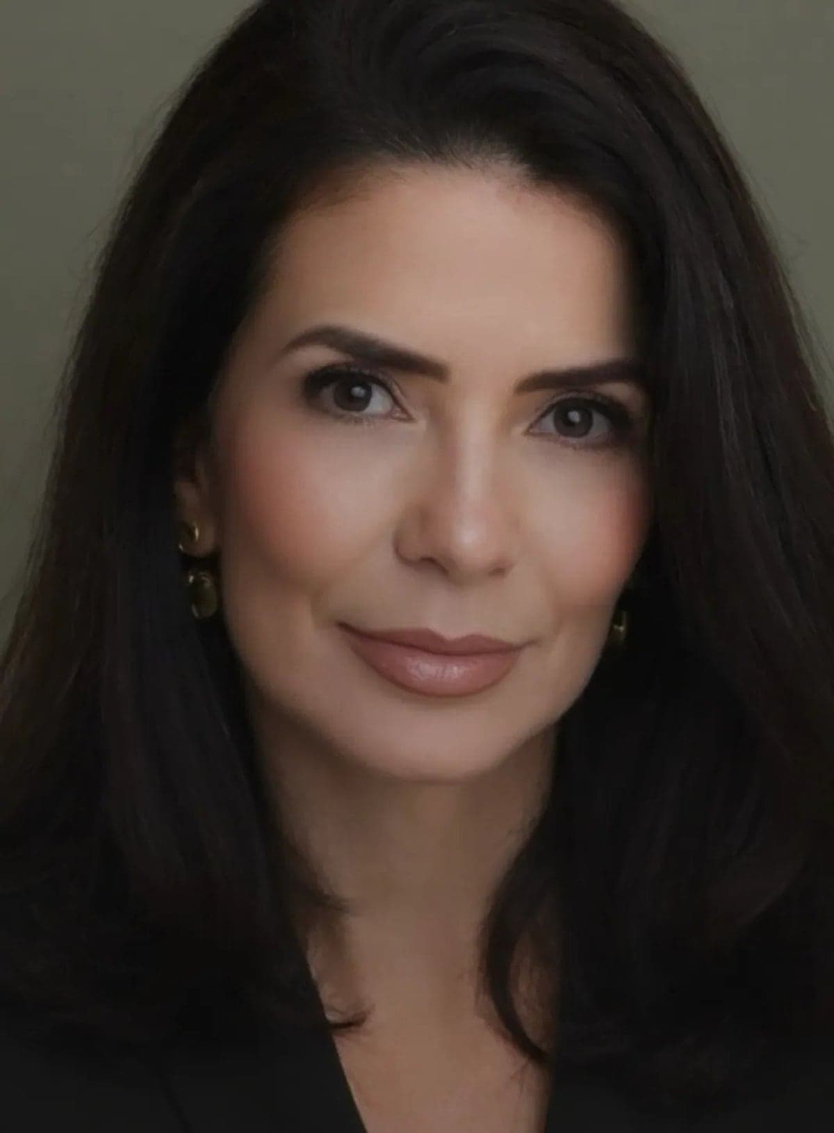 Dr(a). Dra. Danielle Freire - Especialista em Lentes de Contato Dental em Fortaleza