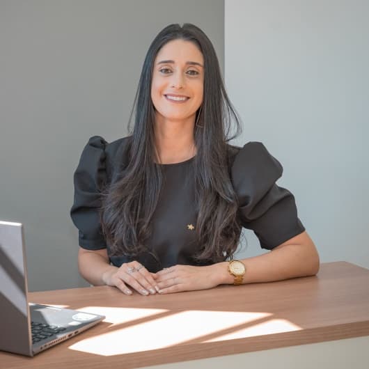 Dr(a). Dra. Denise Petrim - Especialista em Lentes de Contato Dental em São Bernardo do Campo