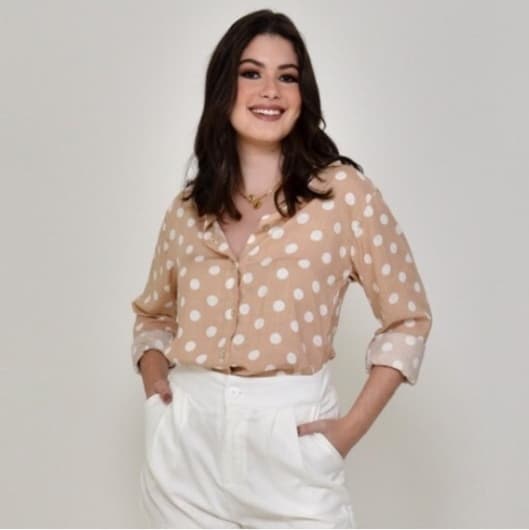 Clínica de Dra. Júllia Rodrigues — especialista em facetas de porcelana e lentes de contato dental em Natal, RN