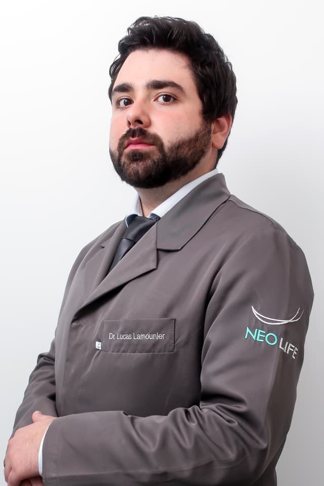 Clínica de Dr. Lucas Lamounier — especialista em facetas de porcelana e lentes de contato dental em Belo Horizonte, MG