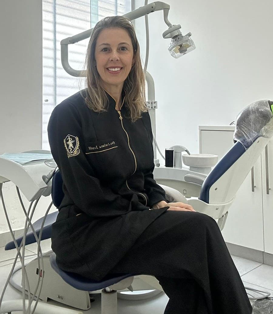 Dr(a). Dra. Luciana Ioselli - Especialista em Lentes de Contato Dental em Mogi das Cruzes