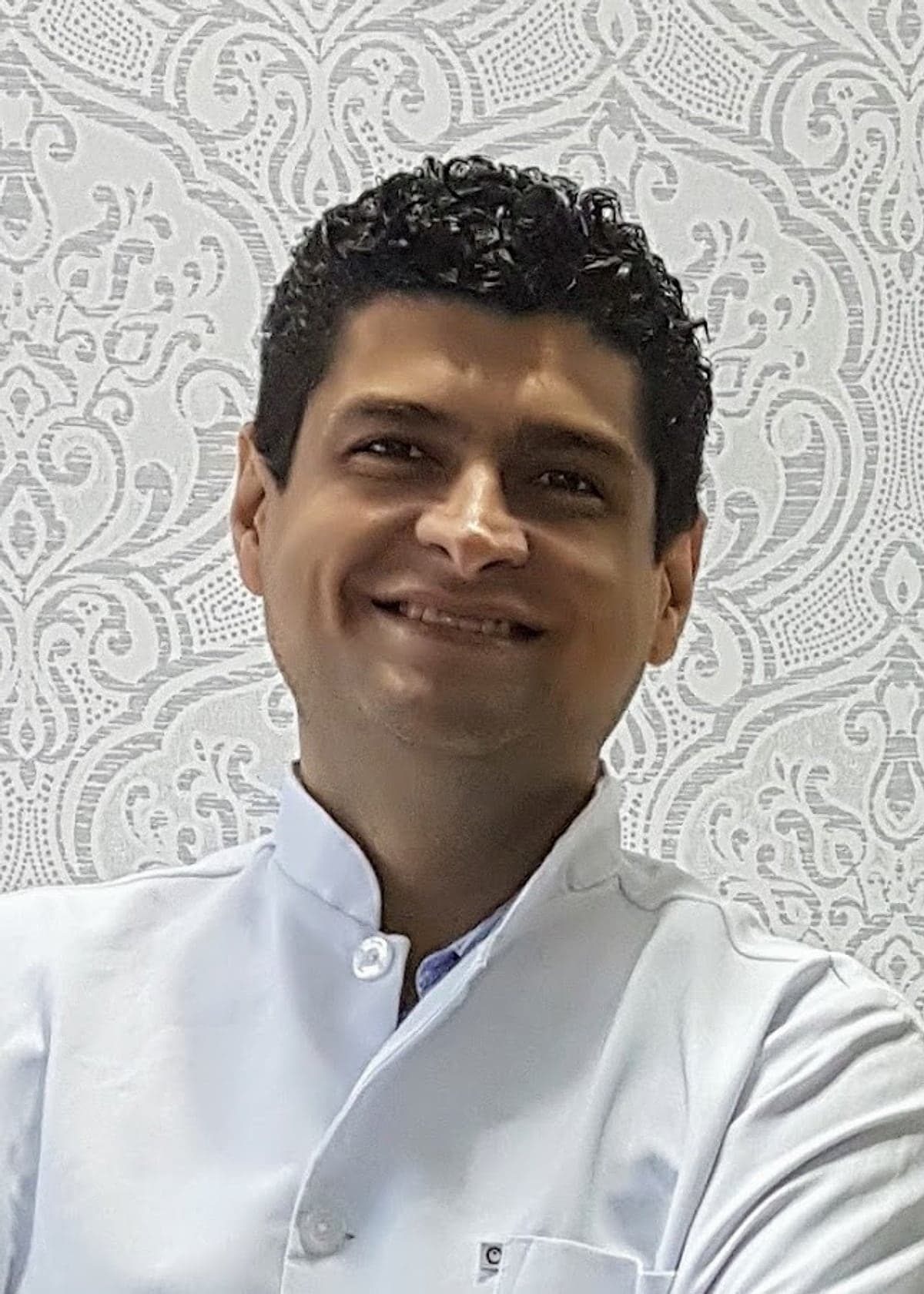 Dr(a). Dr. Marcelo Rocha - Especialista em Lentes de Contato Dental em São Luís